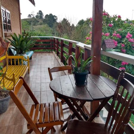 Villa Casa Flor De Liz Campos do Jordão Exterior foto